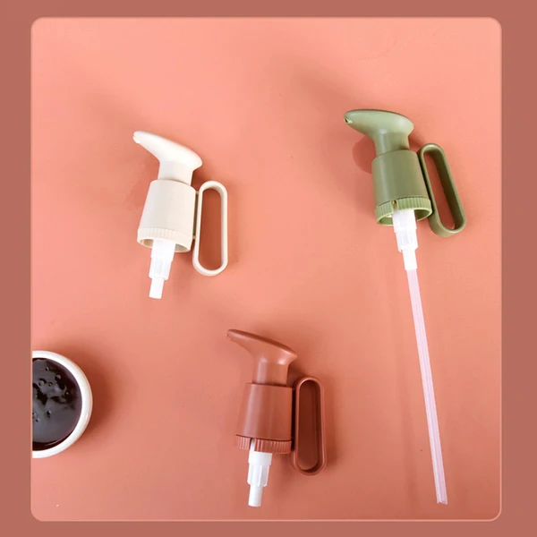 User-Friendly Maxbell Syrup Bottle Nozzle Ketchup Barbeque Salad Push-Type Kitchen Accessories Red Fast