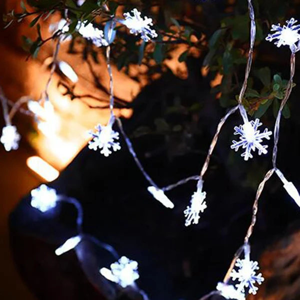 High-Grade Maxbell Snowflake Fairy Lights Garden Event Twinkle LEDs Light Wall Decoration Contemporary