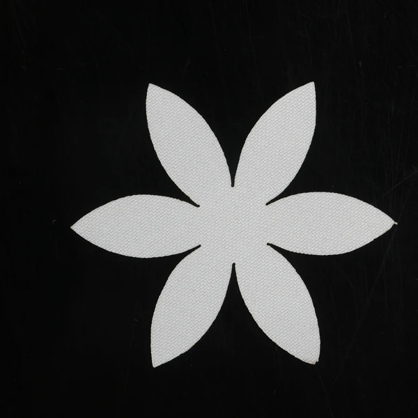 Verified Maxbell 100 Pieces Cut Out Satin Drill Fabric Flower for Wedding Craft 45mm White Flexible