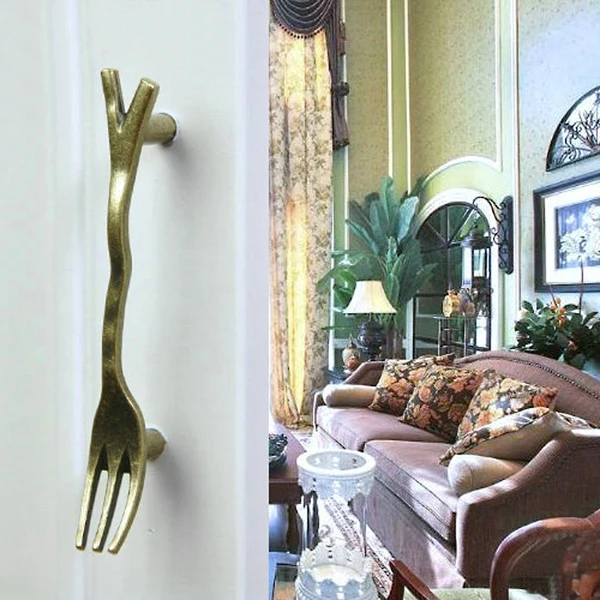 Outstanding Maxbell Generic Antique Bronze Creative Fork Design Kitchen Cabinet Closet Drawer Pull Handle 76mm Traditional