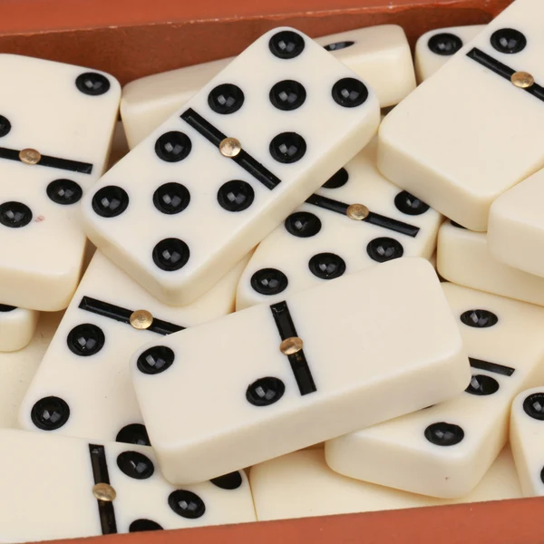 Exceptional Maxbell Double Six Domino Set of 28 Vintage Board Kid Traveling Game Toy Bamboo Box World-Class
