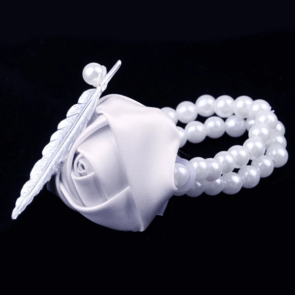 Eco-Friendly Maxbell Artificial Bridal Wrist Pearls Corsage Hand Flowers Bracelets White Luxury