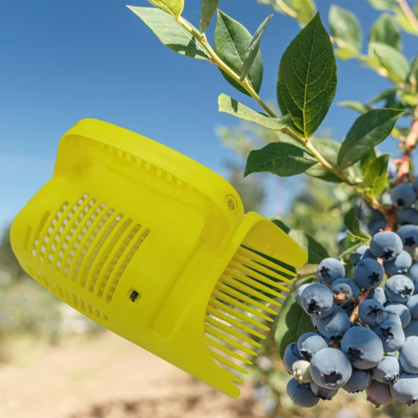 Soft Maxbell Berry Picker with Comb and Ergonomic Handle for Lingonberries Blueberries Stylish