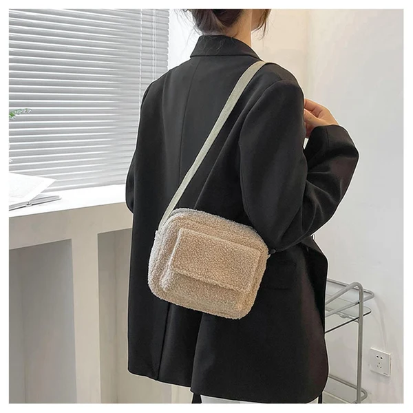 Smooth Maxbell Casual Plush Shoulder Bag Winter with Zipper Closure for Dating Daily Use Khaki Elegant
