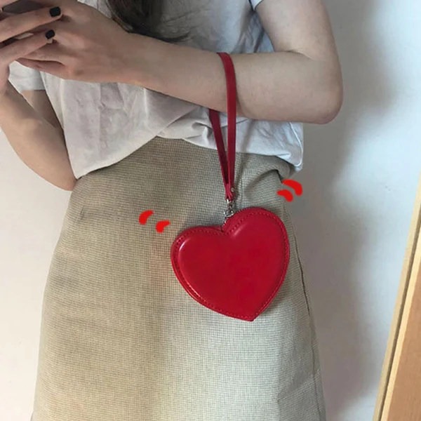 Fashionable Maxbell Small Heart Shaped Purse with Hand Strap PU Leather for Girls Women Ladies Expertly Made
