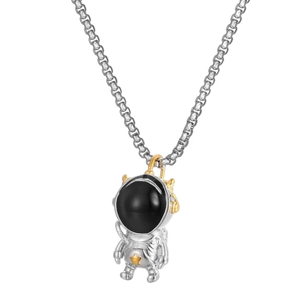 High-Performance Maxbell Astronaut Pendant Necklace Necklace Chain Creative for Couples Boys Girls Reusable