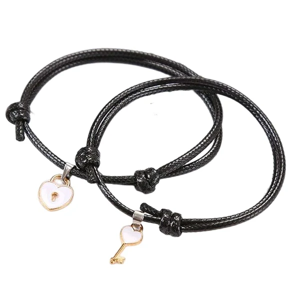 Breathable Maxbell Heart Decor Matching Bracelets Set for Women Men Delicate Accessory White Relaxed