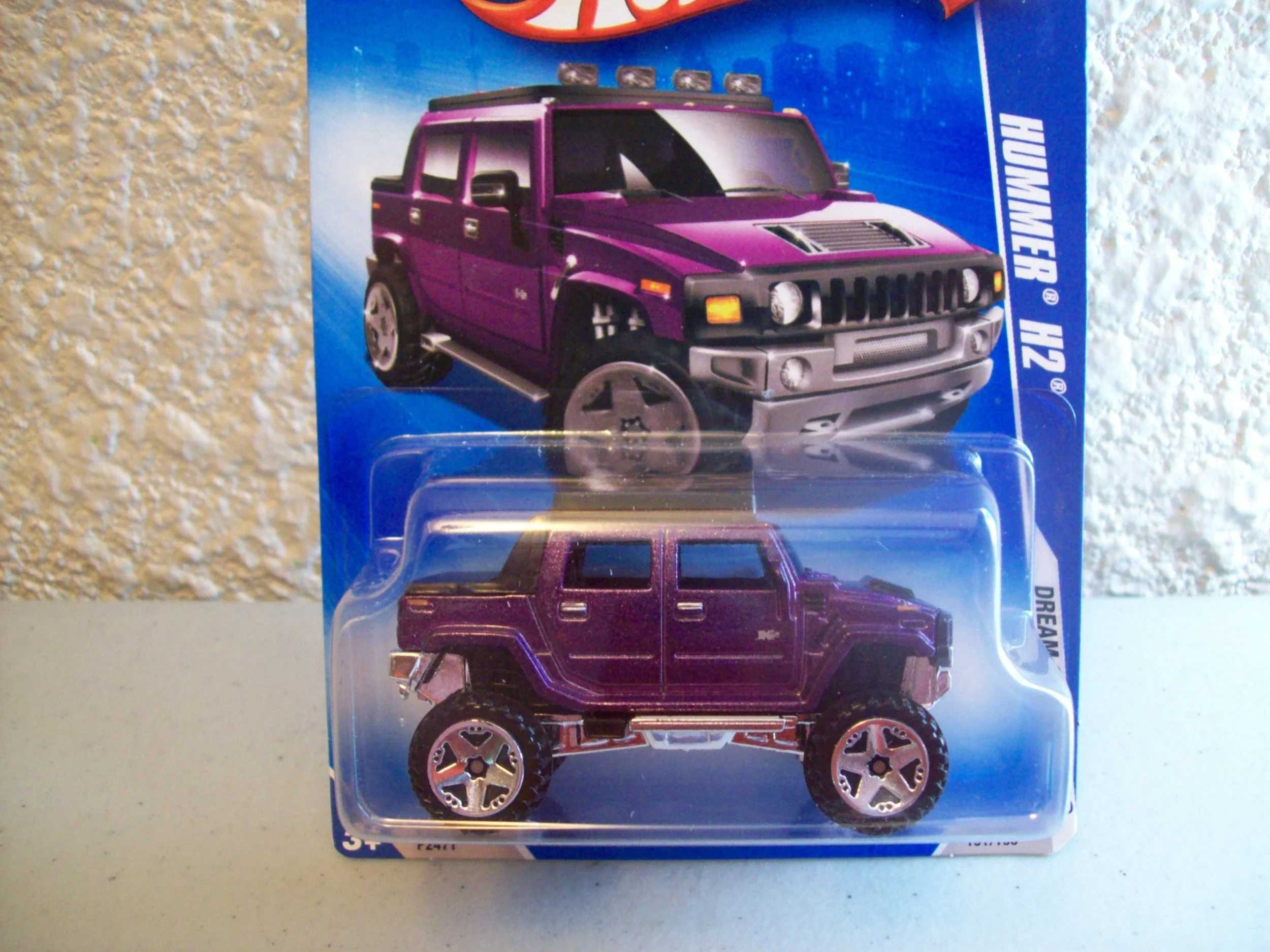 High-Quality Hot Wheels 2009 Dream Garage Purple Hummer H2 1 64 Scale Secure