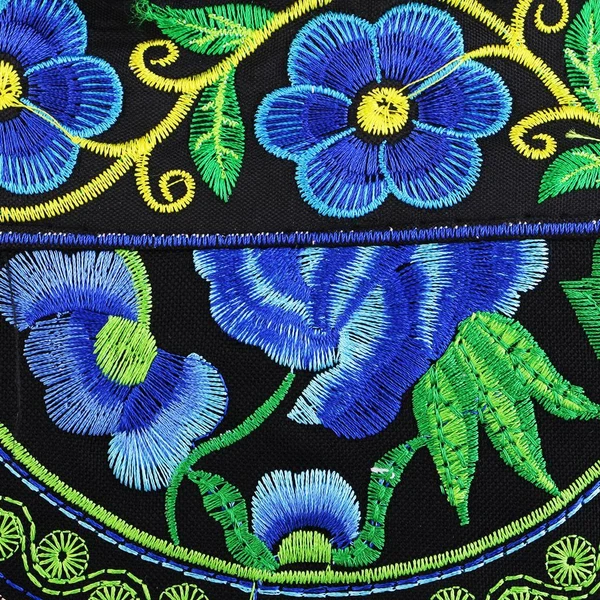 Relaxed Max Embroidery Travel Shoulder Bag Double Faced Flower Handmade Women Bags 1 Luxury