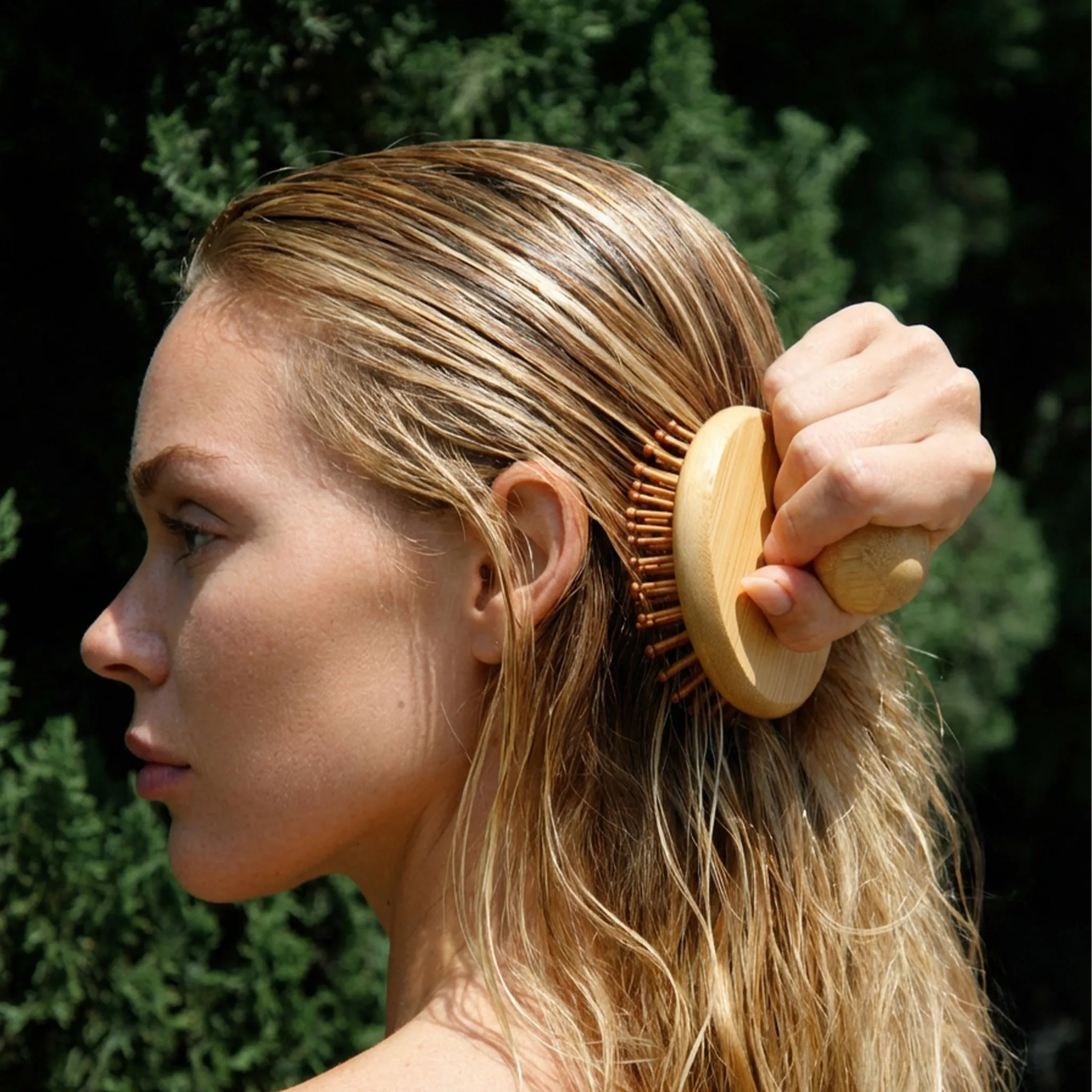 Sustainable Shampoo Brush Recyclable