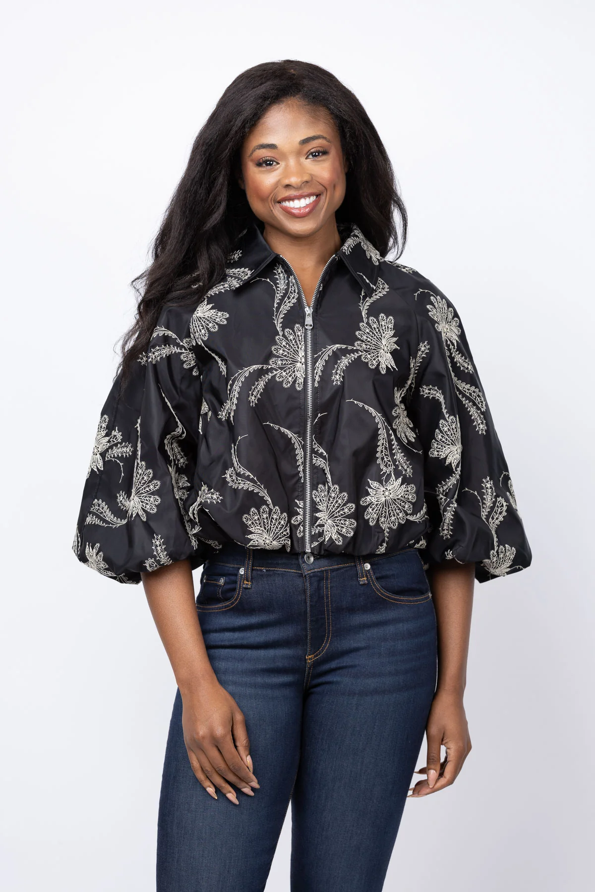 Next-Generation Cinq à Sept Paisley Fan Emb Iggy Jacket in Black Gardenia Convenient