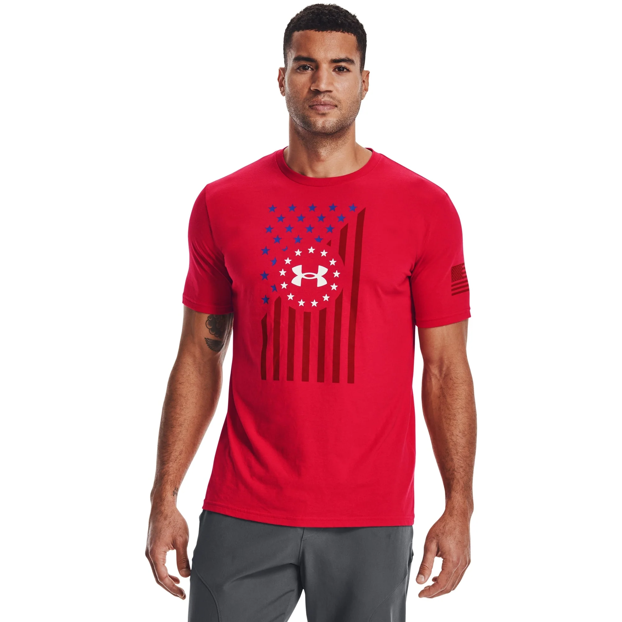 Fashionable Under Armour Men's dom Chest Flag T-Shirt Versatile
