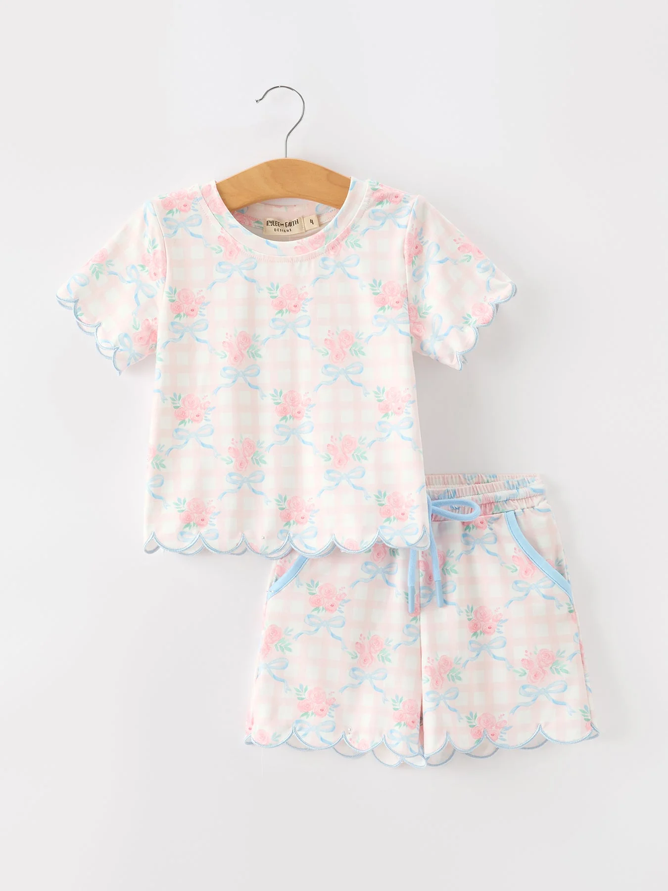 Elegant Bow Floral Girl Short Set Scallop Hem Outstanding