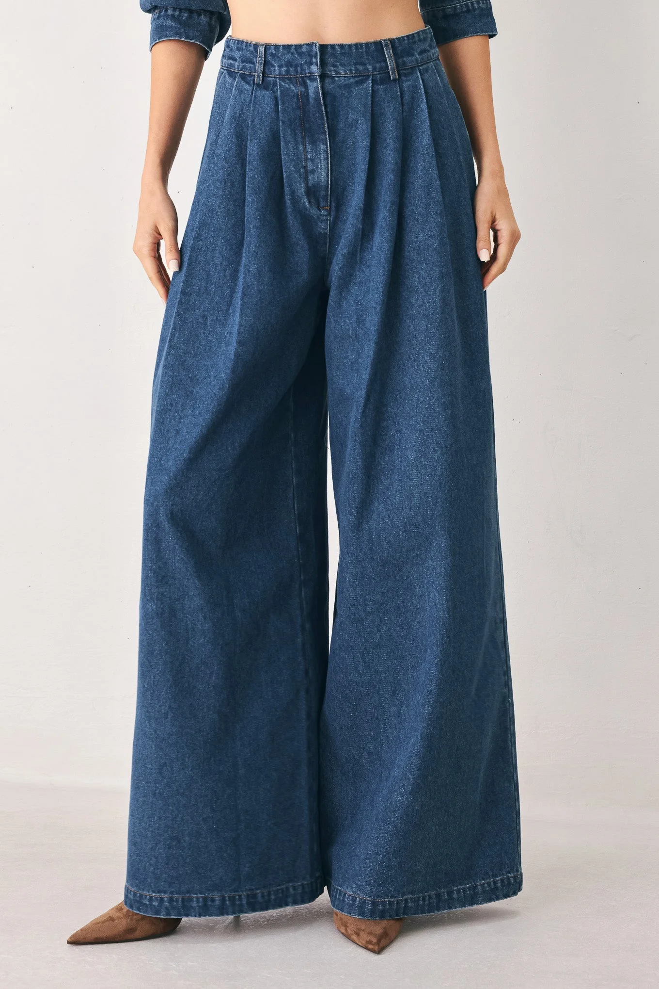 Stylish Blue Echo Pleated Denim Wide Leg Pants Classic