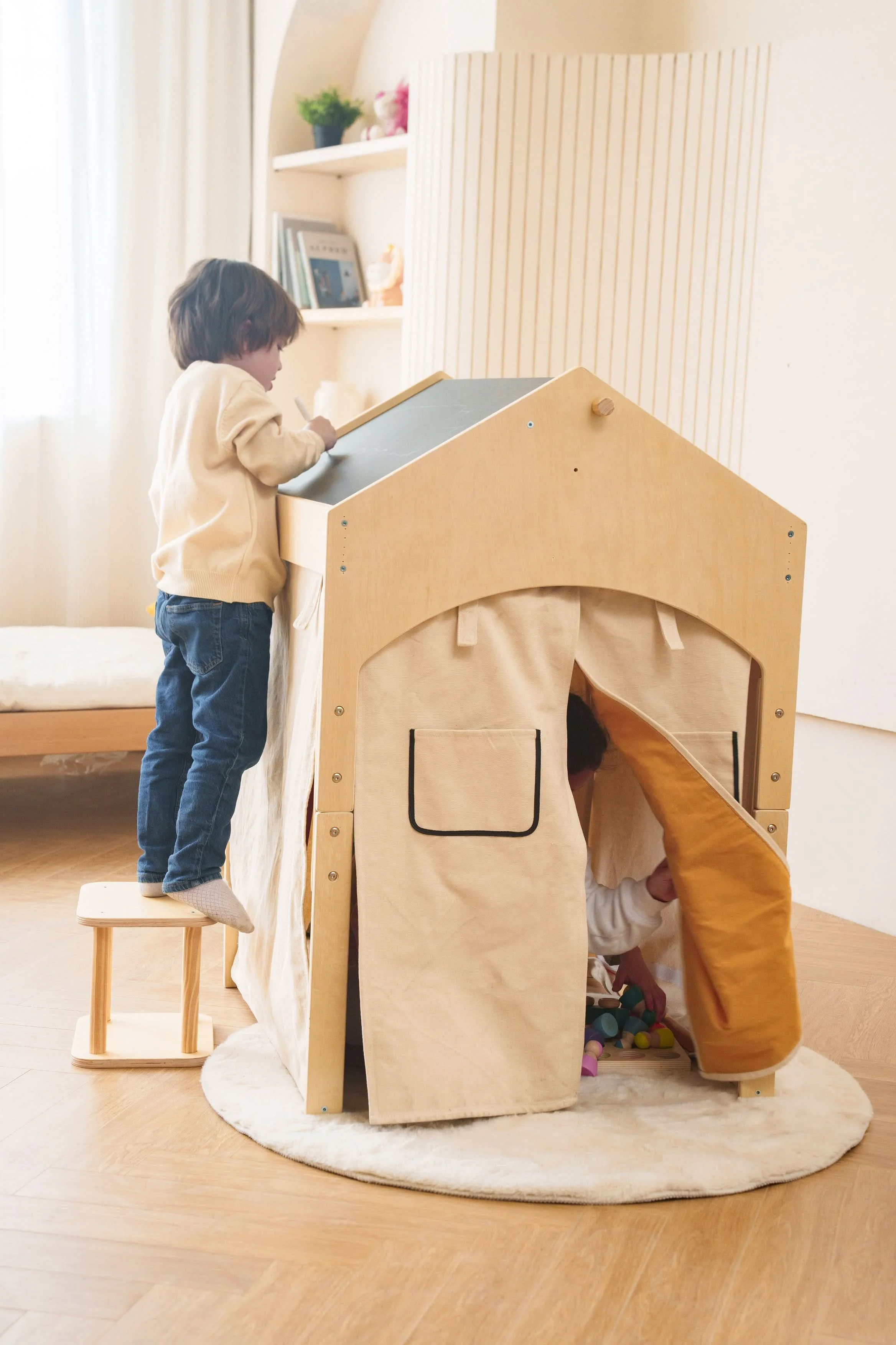 Versatile Ash Tent Desk Set Selected
