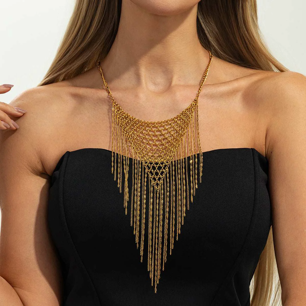 Trendy Goldtone Netted Rhombus Tassel Necklace Lightweight