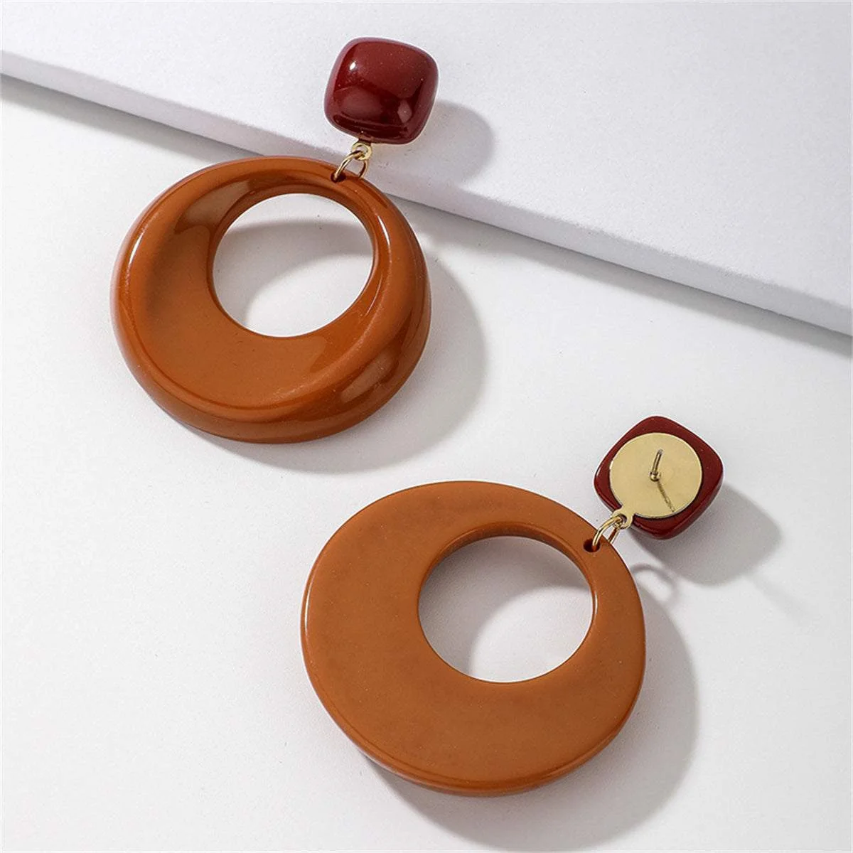 High-Performance Brown Resin Goldtone Circular Drop Earrings Solid