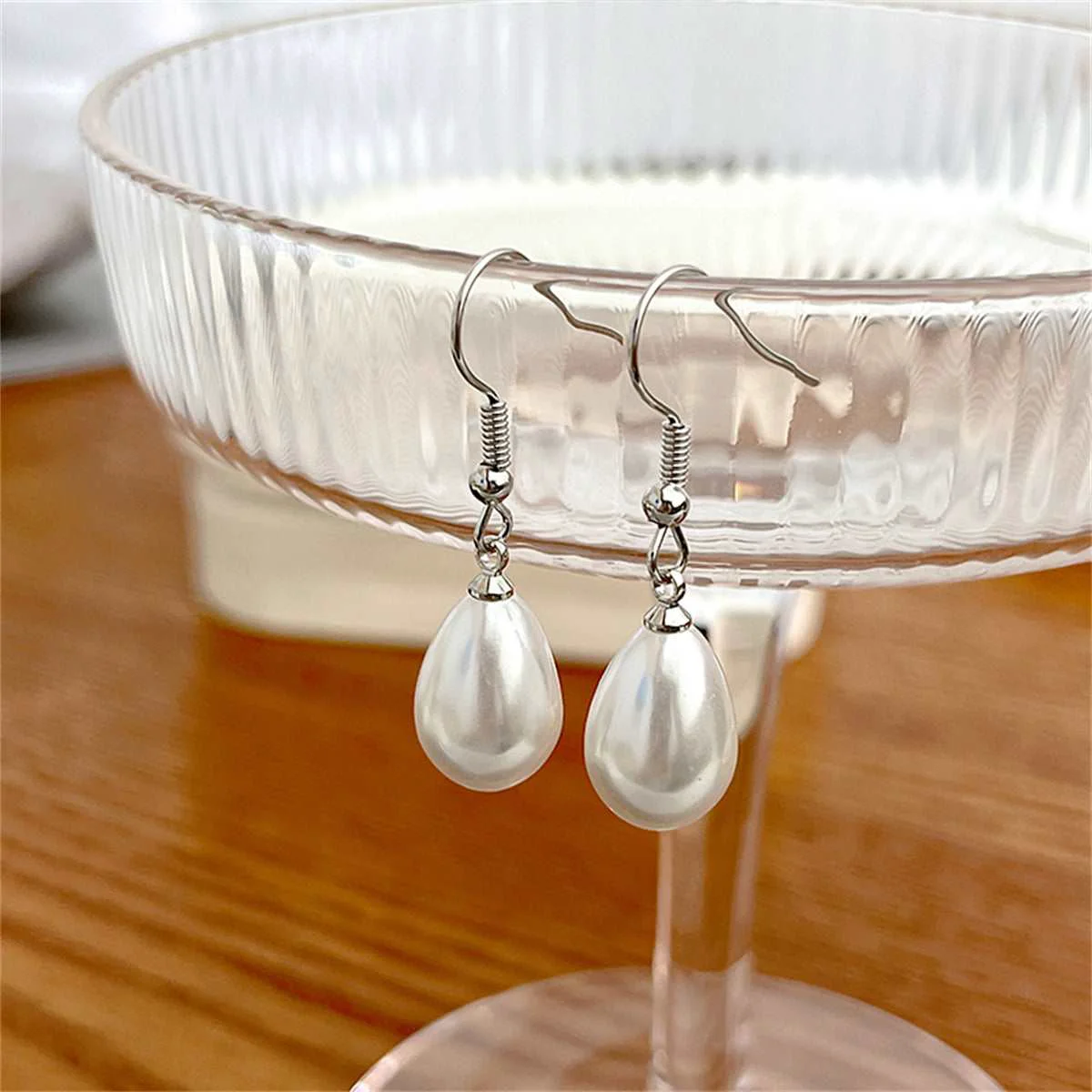 Proven Pearl Silvertone Dangle Drop Earrings Fast