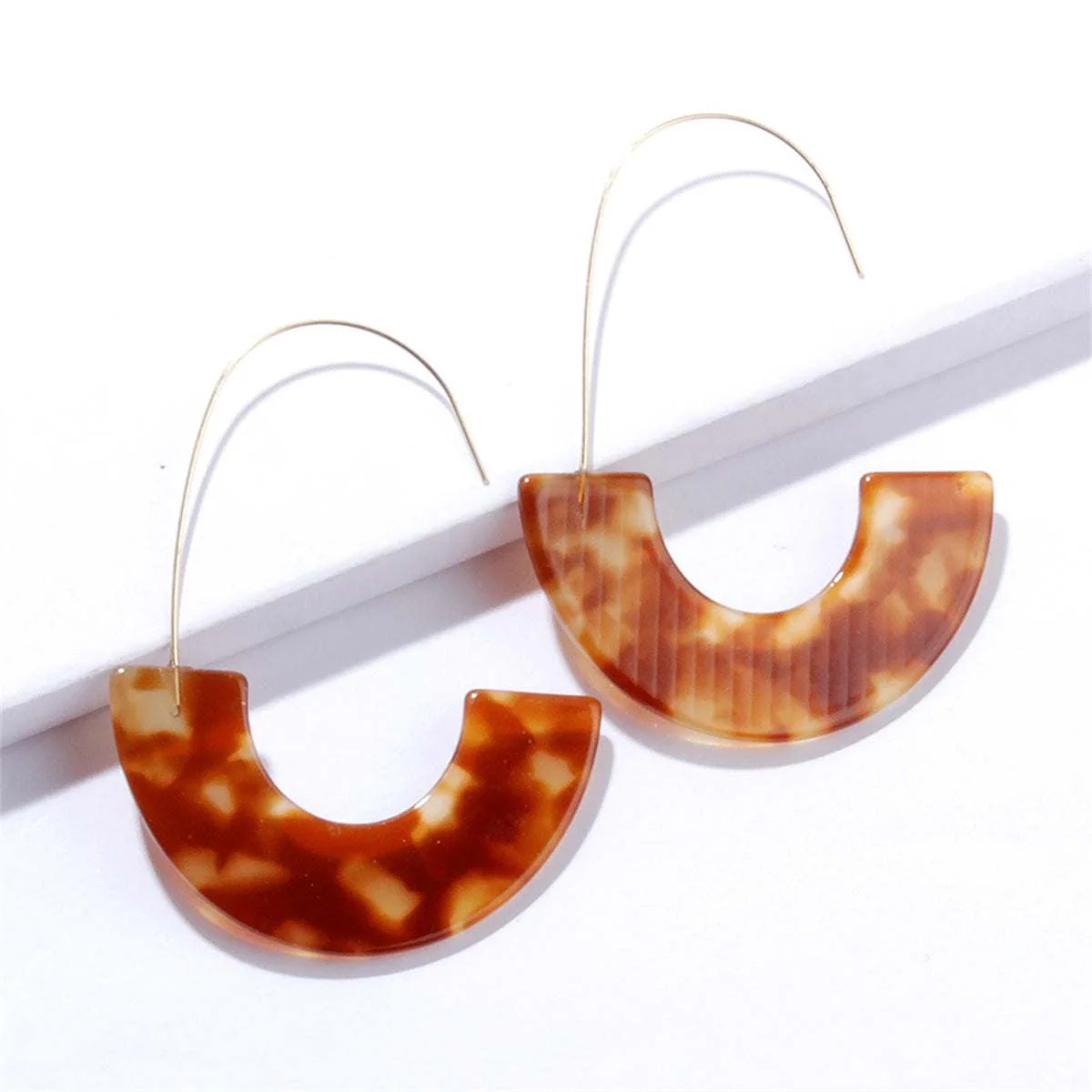 Artisan Brown Acrylic Goldtone Tortoise-Print Arc Huggie Earrings Top-Quality