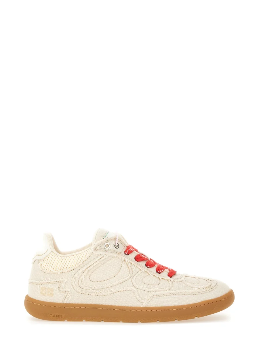 Contemporary Canvas Sneakers in White Versatile