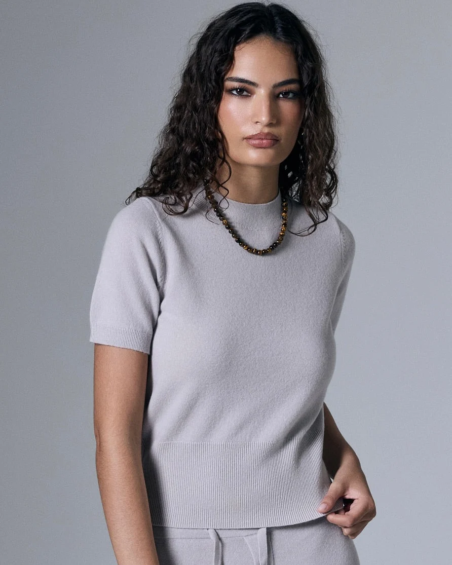 Sophisticated Tove Tee - Fog Solid