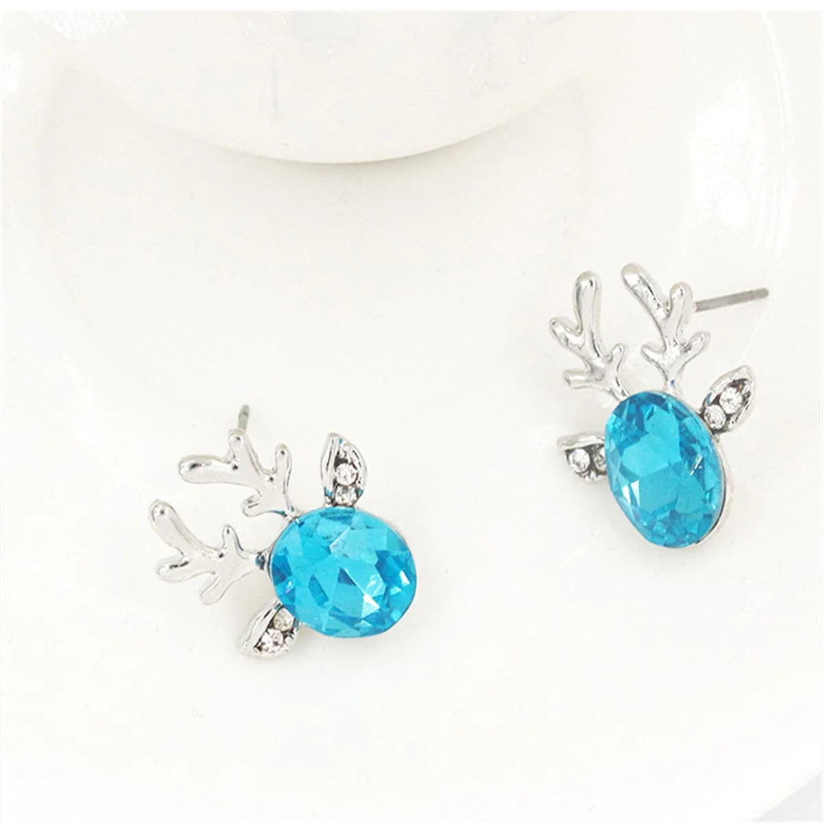 Detailed Blue Crystal Silvertone Reindeer Stud Earring Comfortable