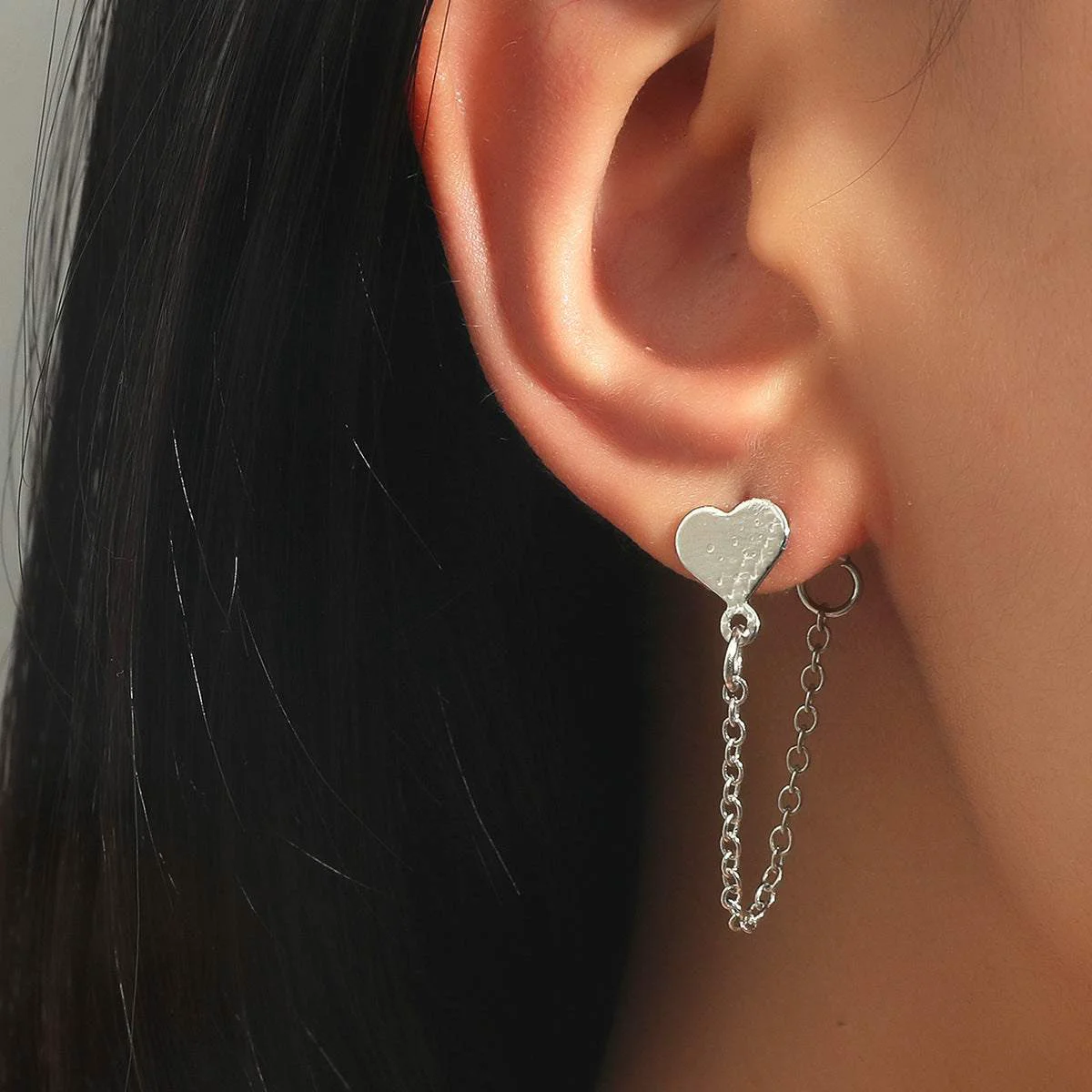 Professional Silvertone Heart Chain Ear Jacket Durable
