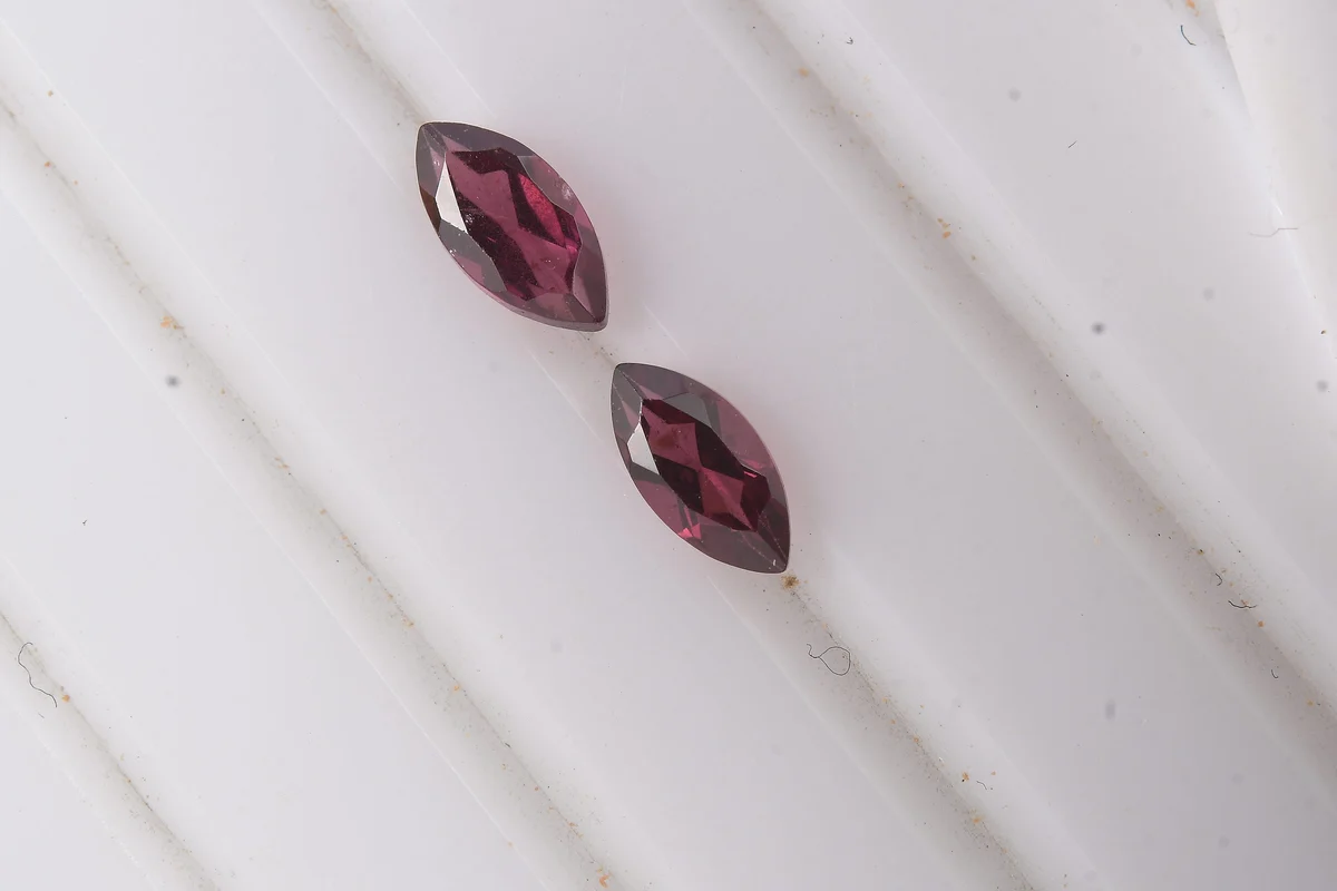 Organic HomeJewelryLoose GemstonesGarnet Stone 8083535 Advanced